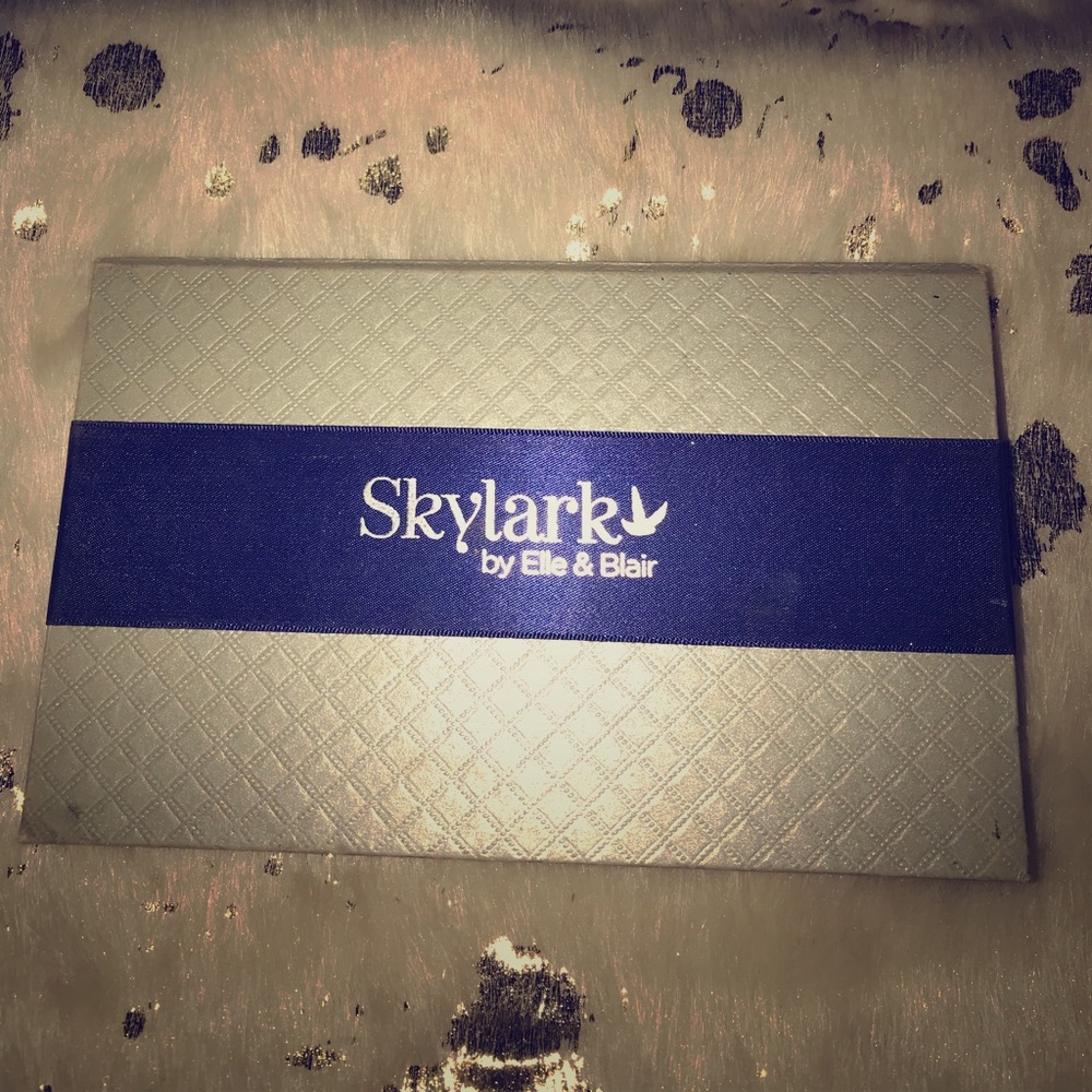 ❌SOLD❌  Skylark Elle & Blair Snowkissed Cashmere